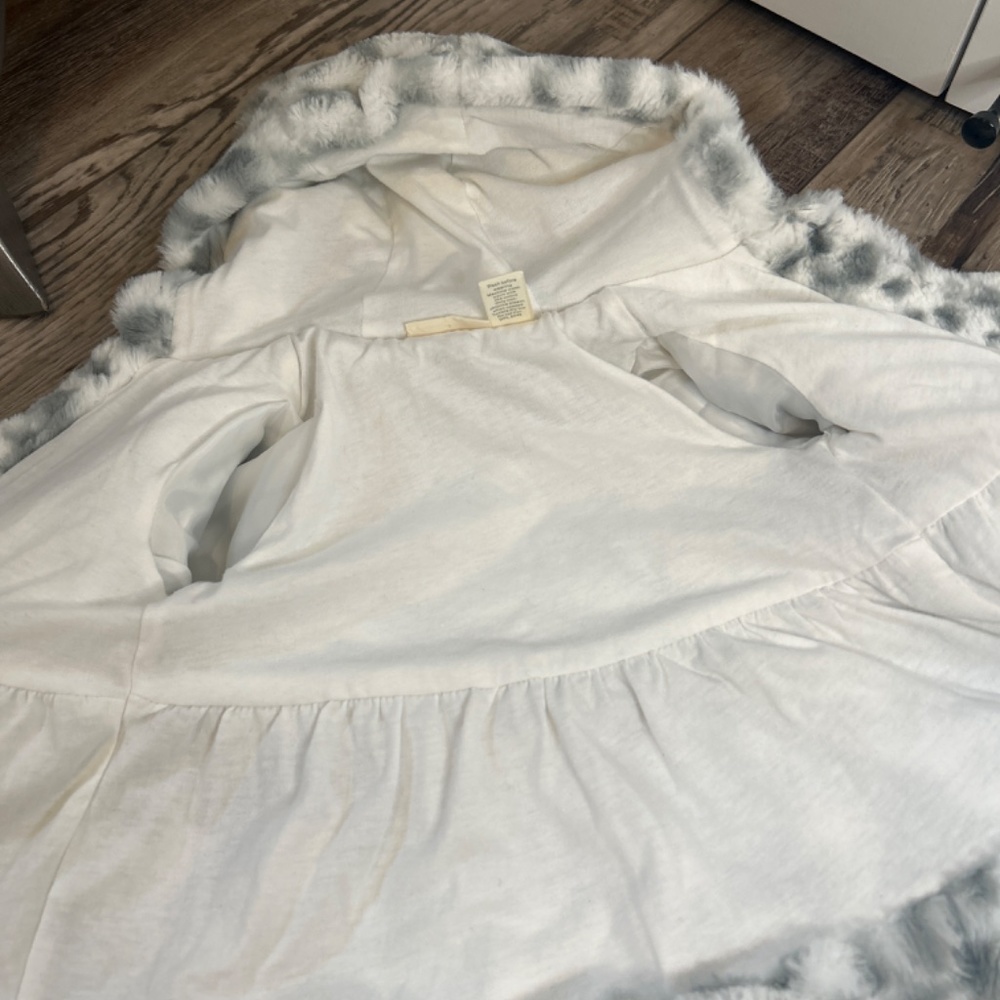🍎First Impressions Baby Girls White/Gray Cozy Coat Size 12 Months (22-25lbs) - Picture 4 of 5